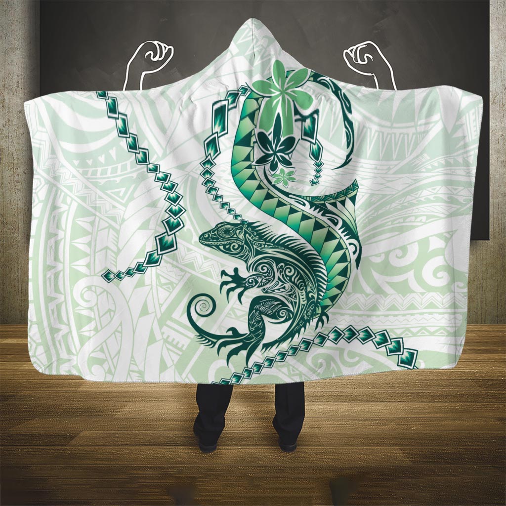 Green Maori Tuatara Hooded Blanket Luxury Pastel Pattern