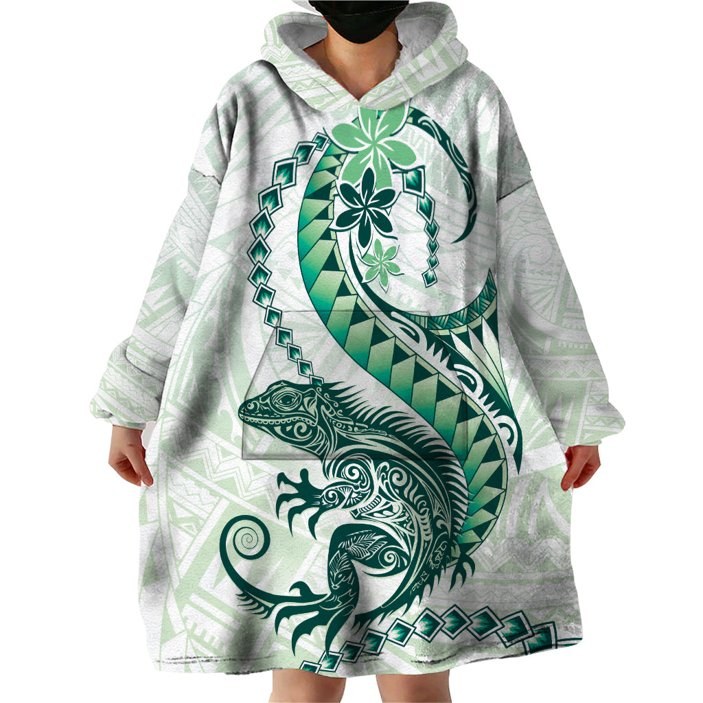 Green Maori Tuatara Wearable Blanket Hoodie Luxury Pastel Pattern LT01 - Polynesian Pride