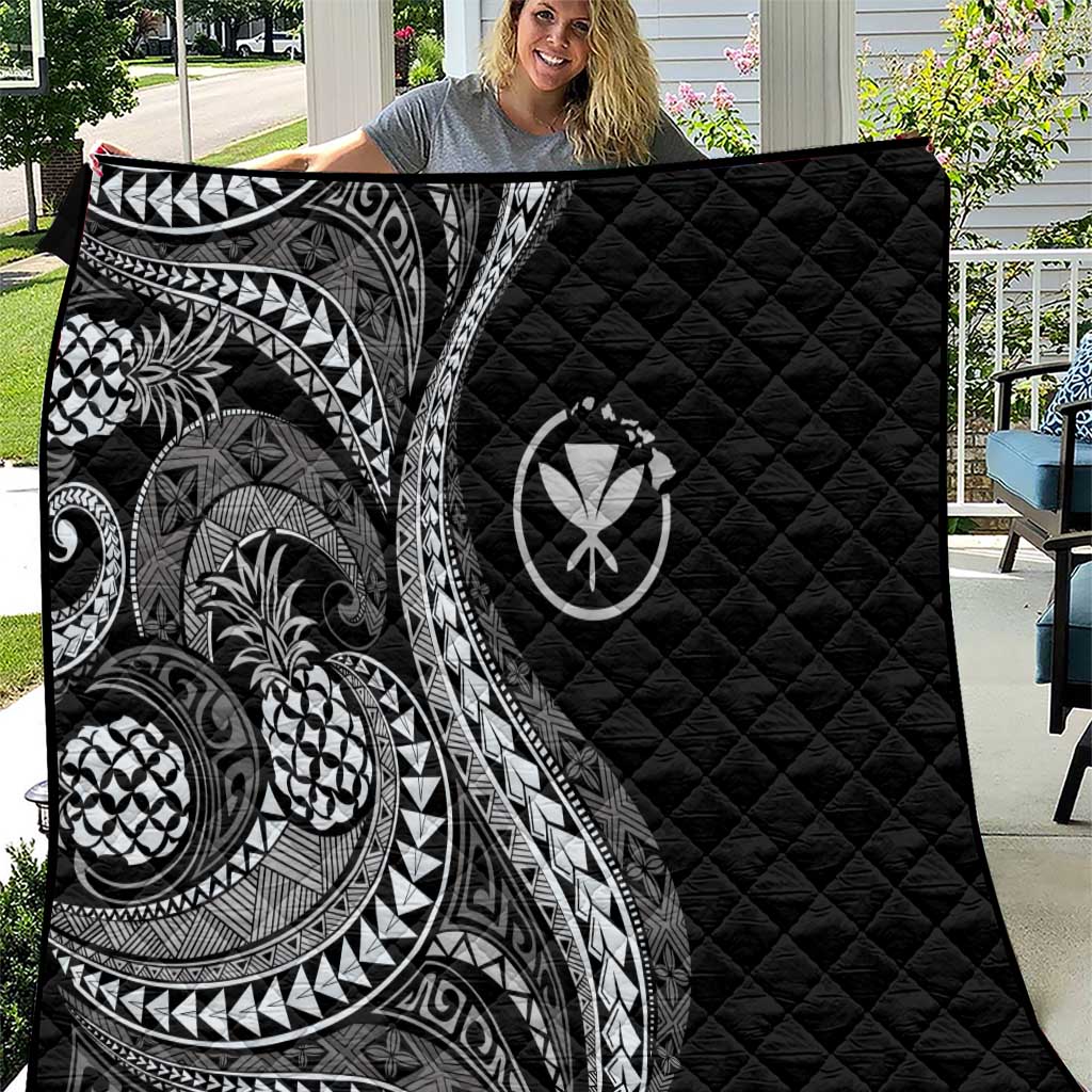 Hawaii Pineapple Gray Scale Tribal Pattern Quilt - Polynesian Pride