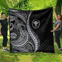 Hawaii Pineapple Gray Scale Tribal Pattern Quilt - Polynesian Pride