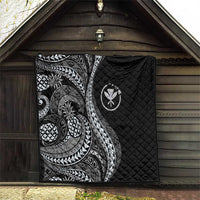 Hawaii Pineapple Gray Scale Tribal Pattern Quilt - Polynesian Pride