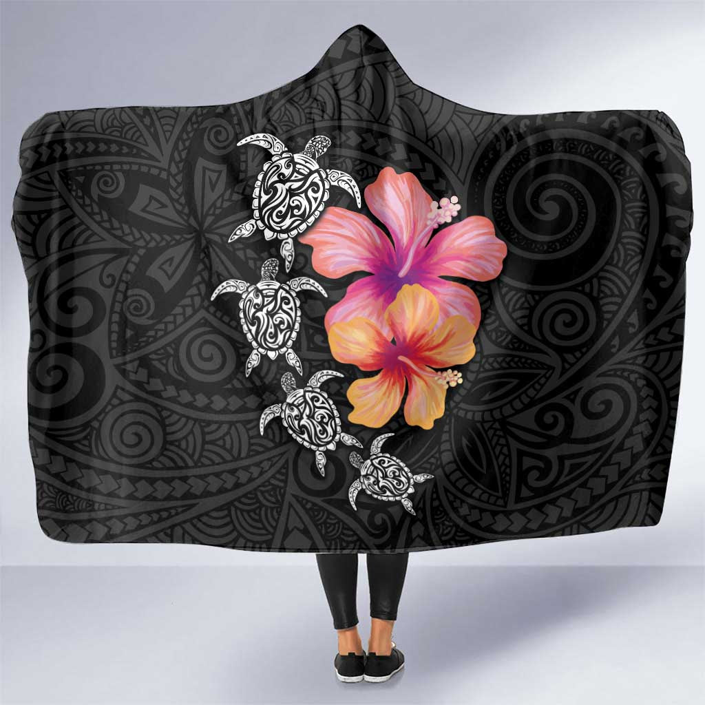 Hawaiian Hibiscus Turtle Tribal Polynesian Pattern Hooded Blanket Black Color