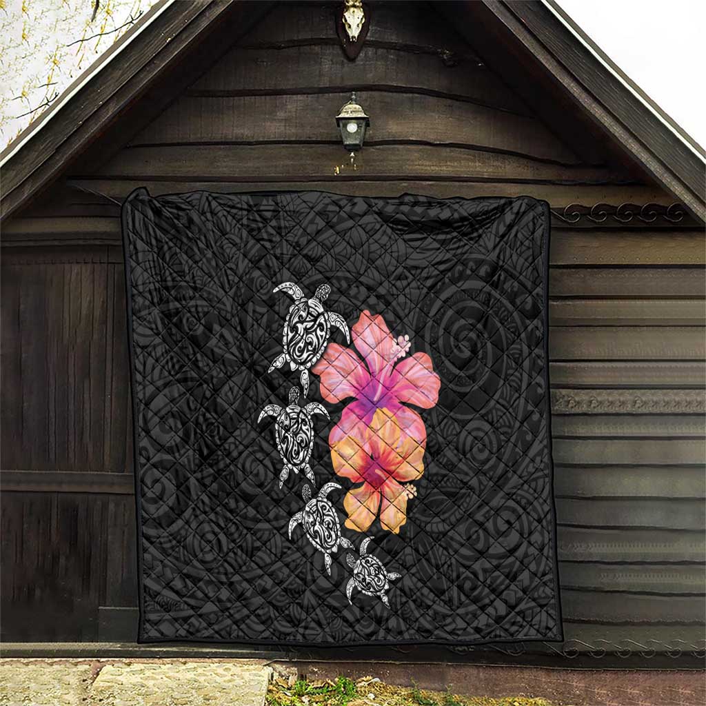 Hawaiian Hibiscus Turtle Tribal Polynesian Pattern Quilt Black Color