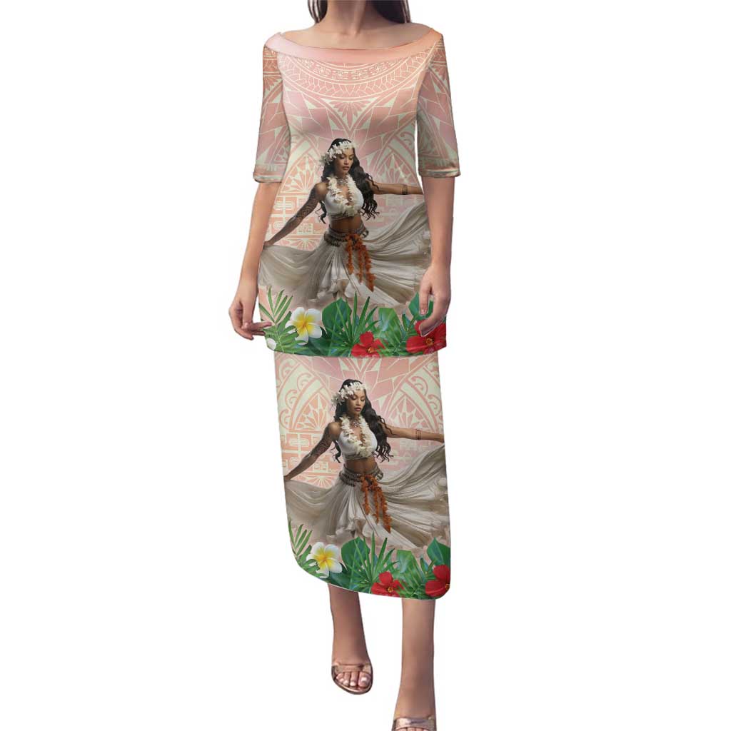 Woman Polynesian Tattoos Family Matching Puletasi and Hawaiian Shirt Tropical Flower - Peach Fuzz Color