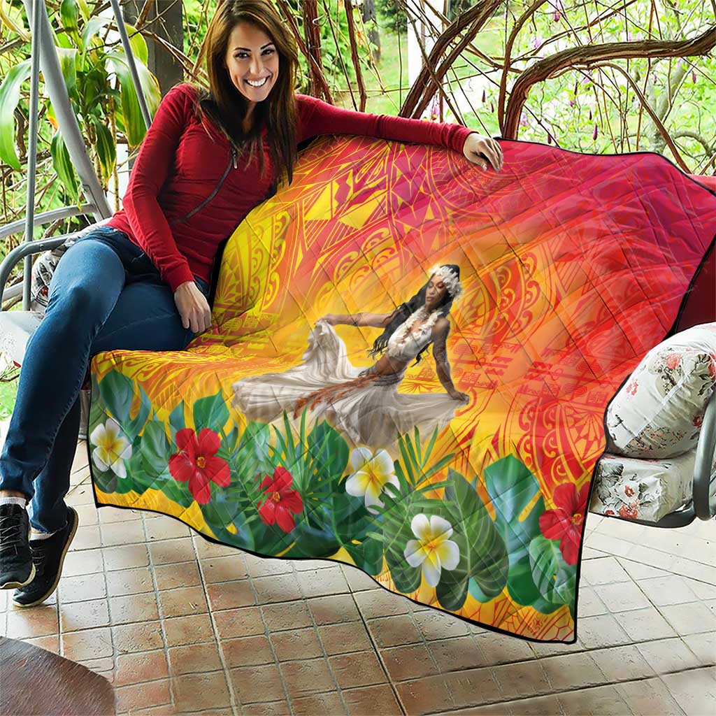 Woman Polynesian Tattoos Quilt Tropical Flower - Vibrant Hot Color