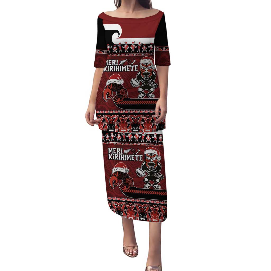 New Zealand Christmas Puletasi Meri Kirihimete Aotearoa Warrior on Waka with Maori Art Tattoo LT03 Long Dress Red - Polynesian Pride