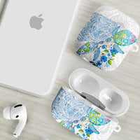 Hawaiian Couple Turtles Honi AirPods Case Polynesian Art Motifs and Hibiscus White Blue Color - Polynesian Pride