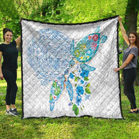 Hawaiian Couple Turtles Honi Quilt Polynesian Art Motifs and Hibiscus White Blue Color - Polynesian Pride