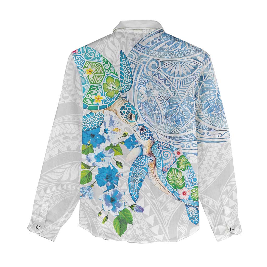 Hawaiian Couple Turtles Honi Women Casual Shirt Polynesian Art Motifs and Hibiscus White Blue Color - Polynesian Pride