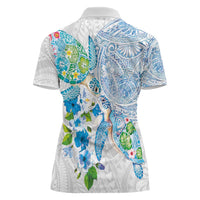 Hawaiian Couple Turtles Honi Women Polo Shirt Polynesian Art Motifs and Hibiscus White Blue Color - Polynesian Pride