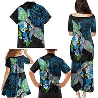 Hawaiian Couple Turtles Honi Family Matching Puletasi and Hawaiian Shirt Polynesian Art Motifs and Hibiscus Black Blue Color - Polynesian Pride