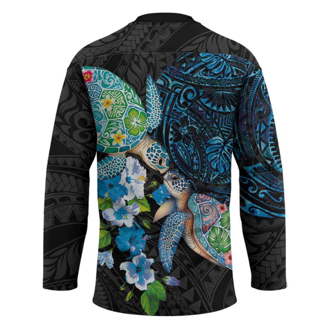 Hawaiian Couple Turtles Honi Hockey Jersey Polynesian Art Motifs and Hibiscus Black Blue Color - Polynesian Pride