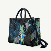 Hawaiian Couple Turtles Honi Leather Bag Polynesian Art Motifs and Hibiscus Black Blue Color - Polynesian Pride