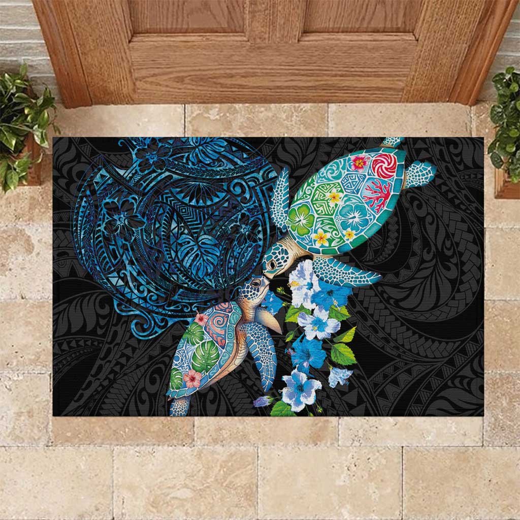 Hawaiian Couple Turtles Honi Rubber Doormat Polynesian Art Motifs and Hibiscus Black Blue Color - Polynesian Pride