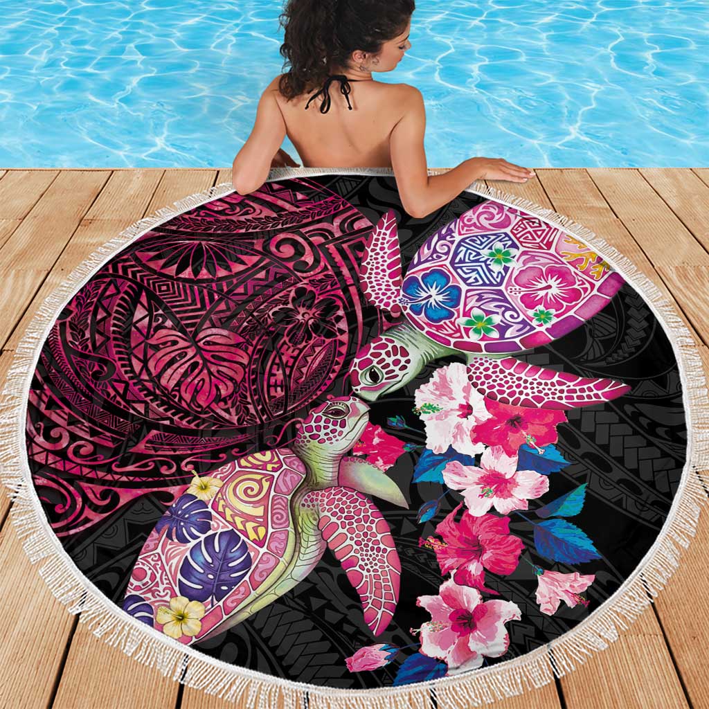 Hawaiian Couple Turtles Honi Beach Blanket Polynesian Art Motifs and Hibiscus Black Red Color - Polynesian Pride