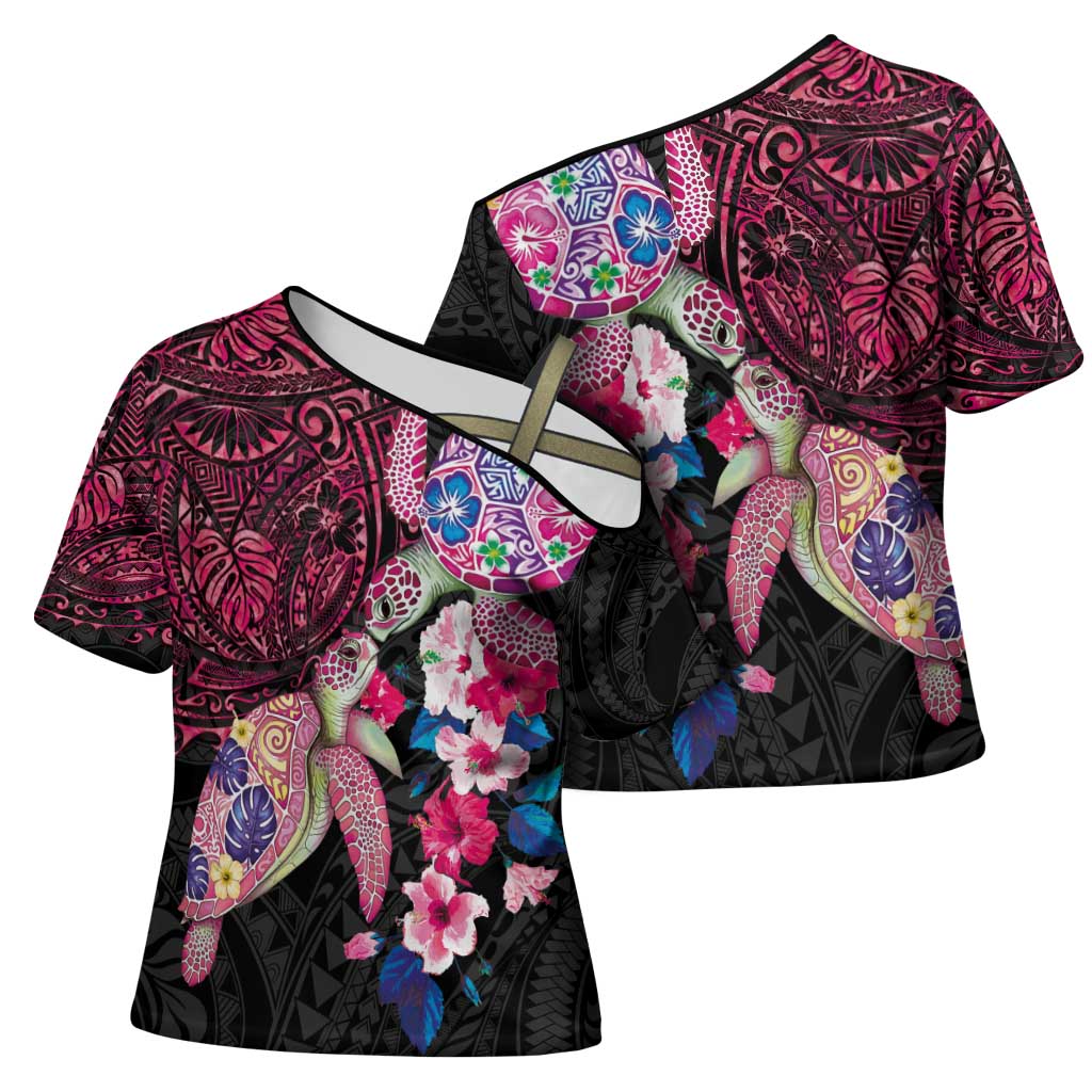 Hawaiian Couple Turtles Honi Cross Shoulder Shirt Polynesian Art Motifs and Hibiscus Black Red Color - Polynesian Pride