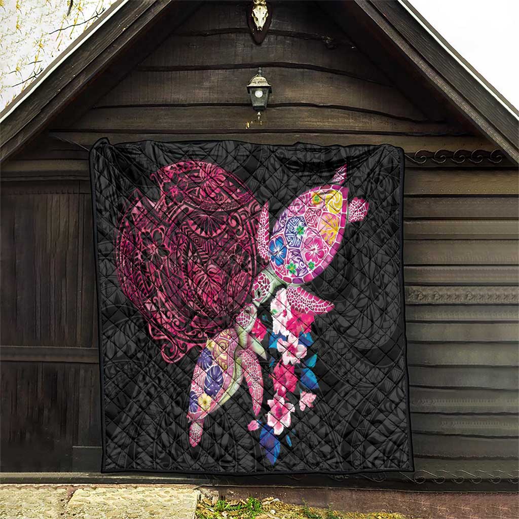 Hawaiian Couple Turtles Honi Quilt Polynesian Art Motifs and Hibiscus Black Red Color - Polynesian Pride