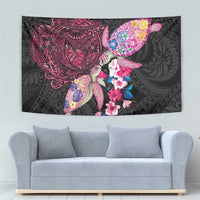 Hawaiian Couple Turtles Honi Tapestry Polynesian Art Motifs and Hibiscus Black Red Color - Polynesian Pride