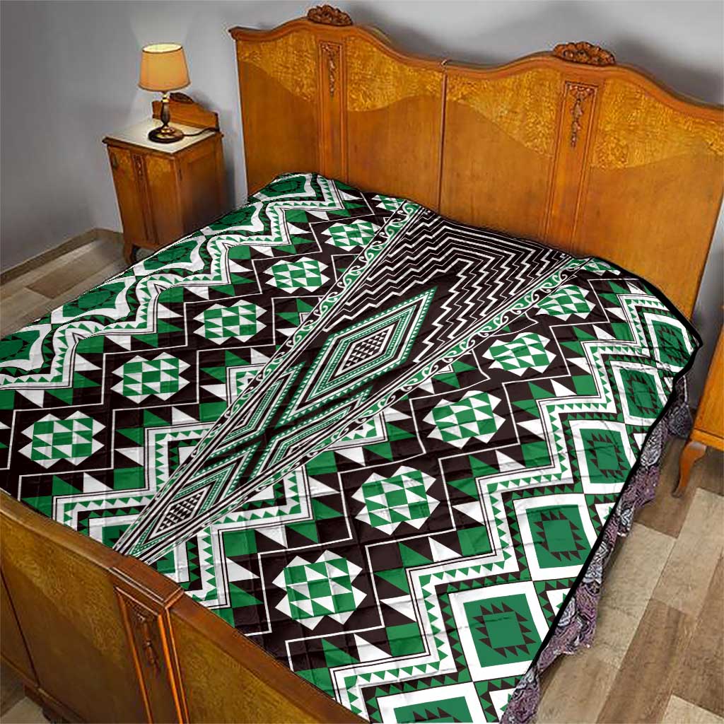 Green Aotearoa Tukutuku and Poutama Motif Quilt