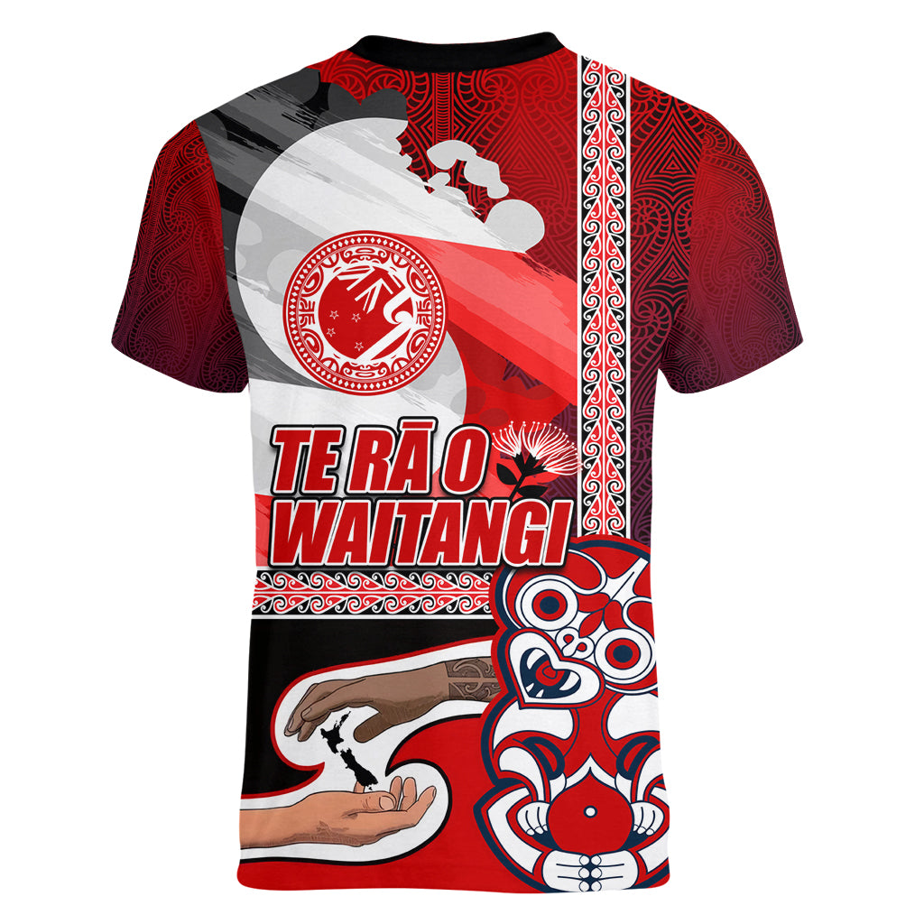Maori Waitangi Women V Neck T Shirt Hei-tiki Koru with Tino Rangatiratanga Maori Flag LT03 - Polynesian Pride