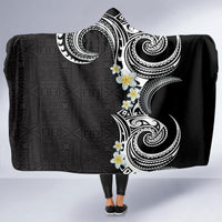 Aloha Polynesian Plumeria Flower Hooded Blanket Black White Color LT03 - Polynesian Pride