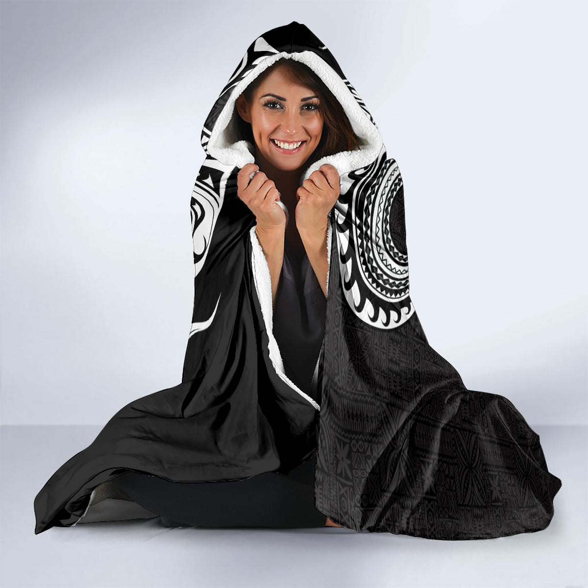 Aloha Polynesian Plumeria Flower Hooded Blanket Black White Color LT03 - Polynesian Pride