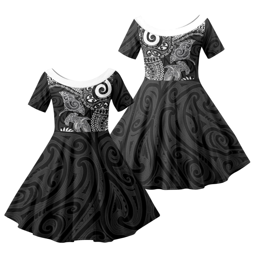 Aotearoa Maori Sea Animals Tribal Family Matching Long Sleeve Bodycon Dress and Hawaiian Shirt Manta Ray and Shark Moko Pattern Black Color LT03 Daughter's Dress Black - Polynesian Pride