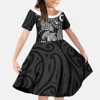 Aotearoa Maori Sea Animals Tribal Family Matching Off The Shoulder Long Sleeve Dress and Hawaiian Shirt Manta Ray and Shark Moko Pattern Black Color