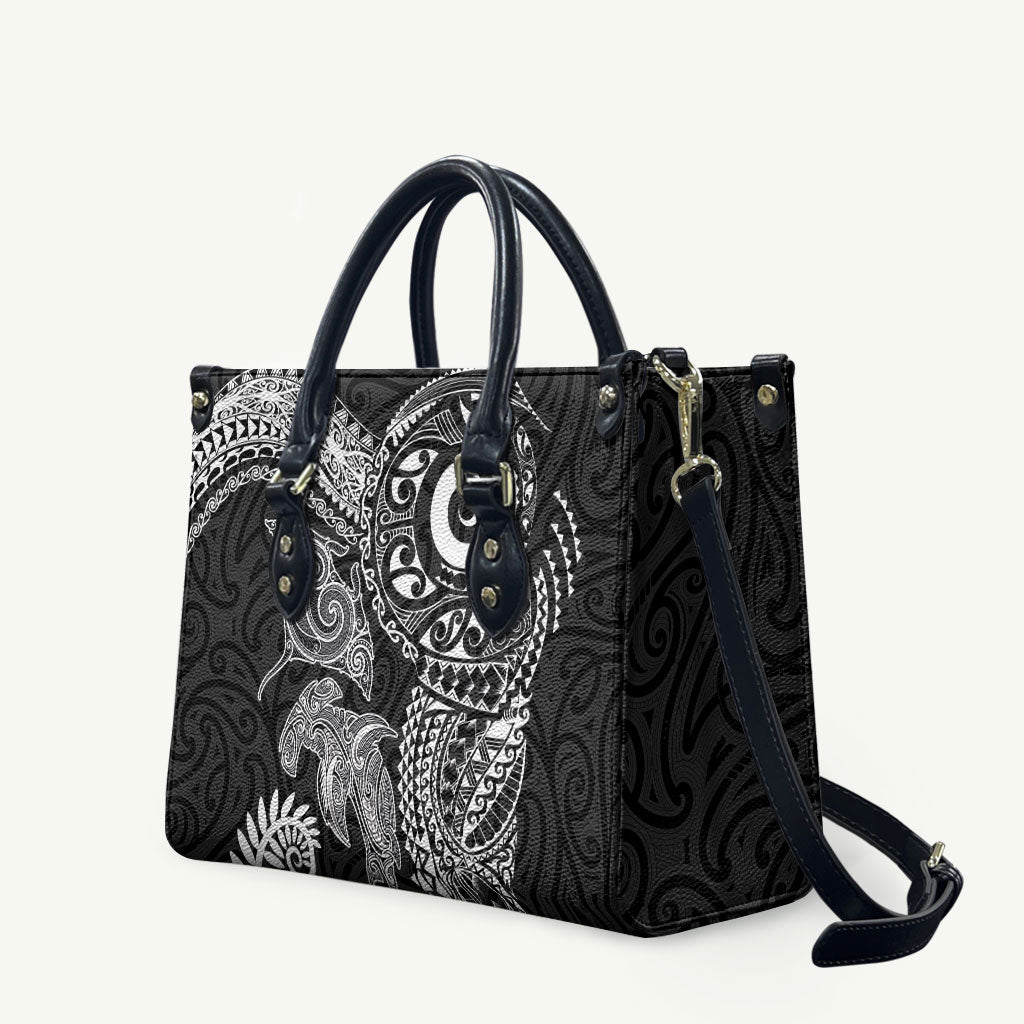 Aotearoa Maori Sea Animals Tribal Leather Bag Manta Ray and Shark Moko Pattern Black Color LT03 Black - Polynesian Pride