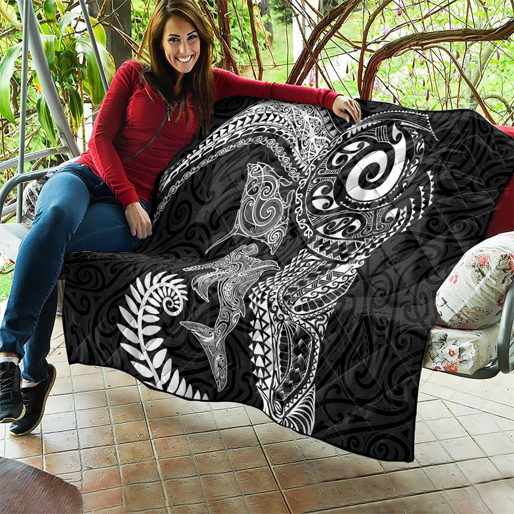 Aotearoa Maori Sea Animals Tribal Quilt Manta Ray and Shark Moko Pattern Black Color LT03 - Polynesian Pride