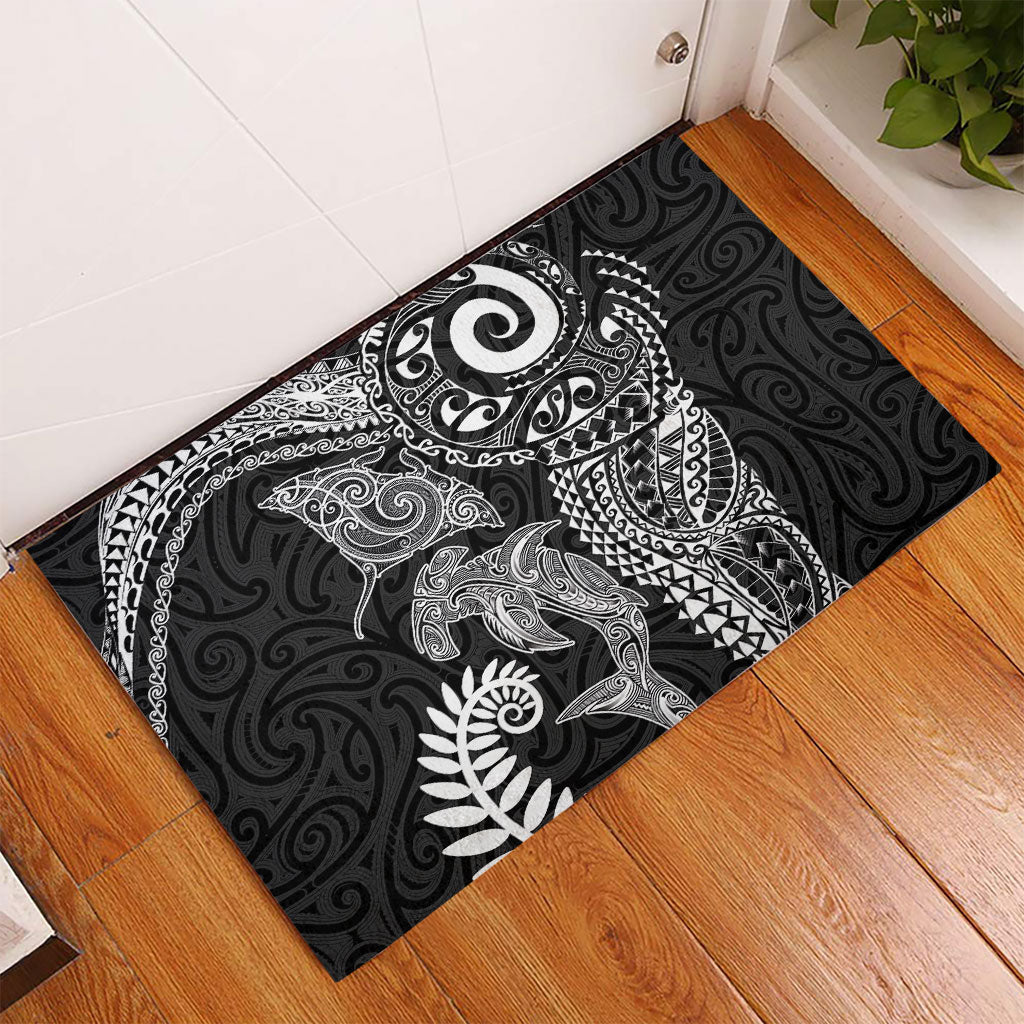 Aotearoa Maori Sea Animals Tribal Rubber Doormat Manta Ray and Shark Moko Pattern Black Color LT03 - Polynesian Pride