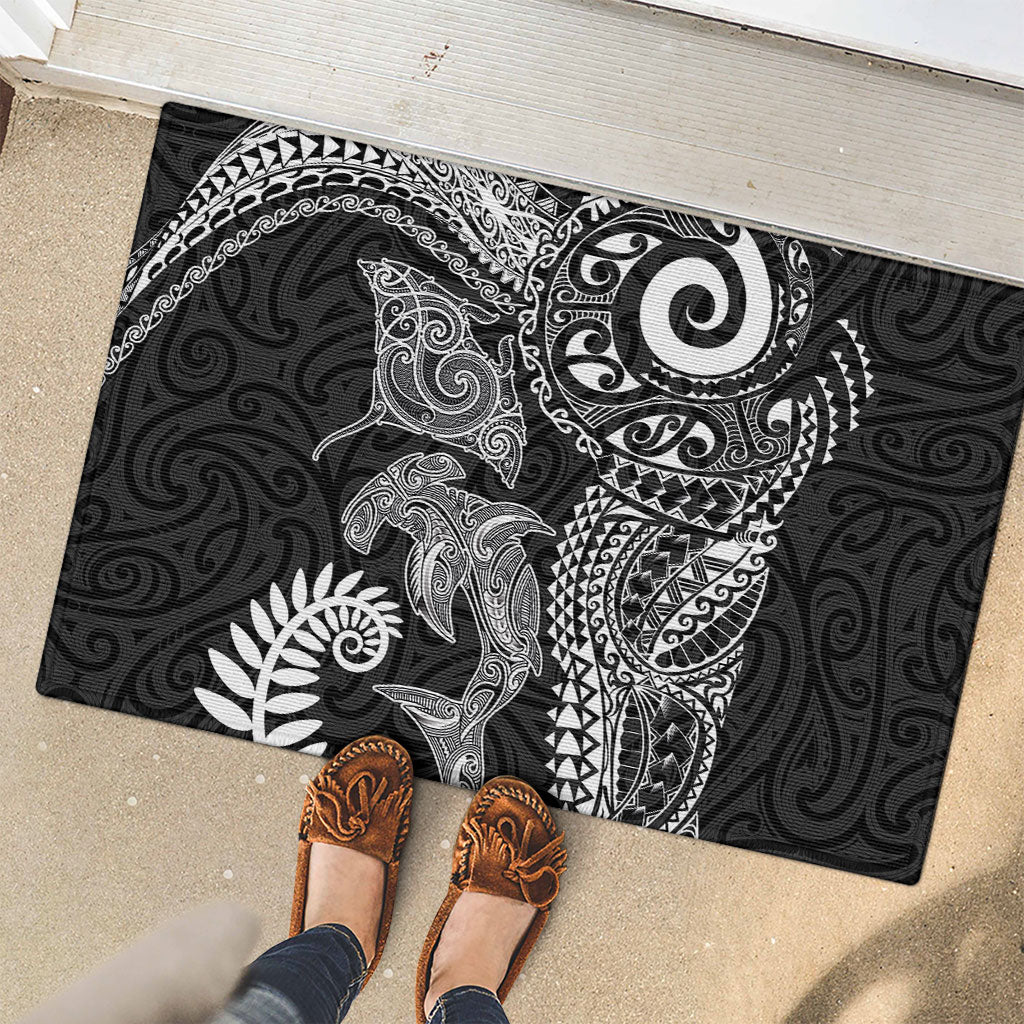Aotearoa Maori Sea Animals Tribal Rubber Doormat Manta Ray and Shark Moko Pattern Black Color LT03 - Polynesian Pride