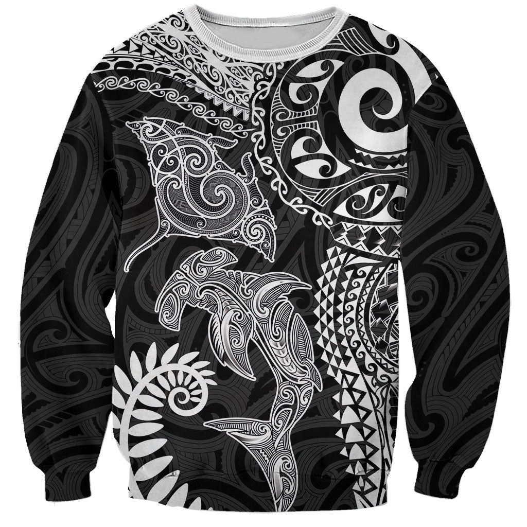 Aotearoa Maori Sea Animals Tribal Sweatshirt Manta Ray and Shark Moko Pattern Black Color LT03 Unisex Black - Polynesian Pride
