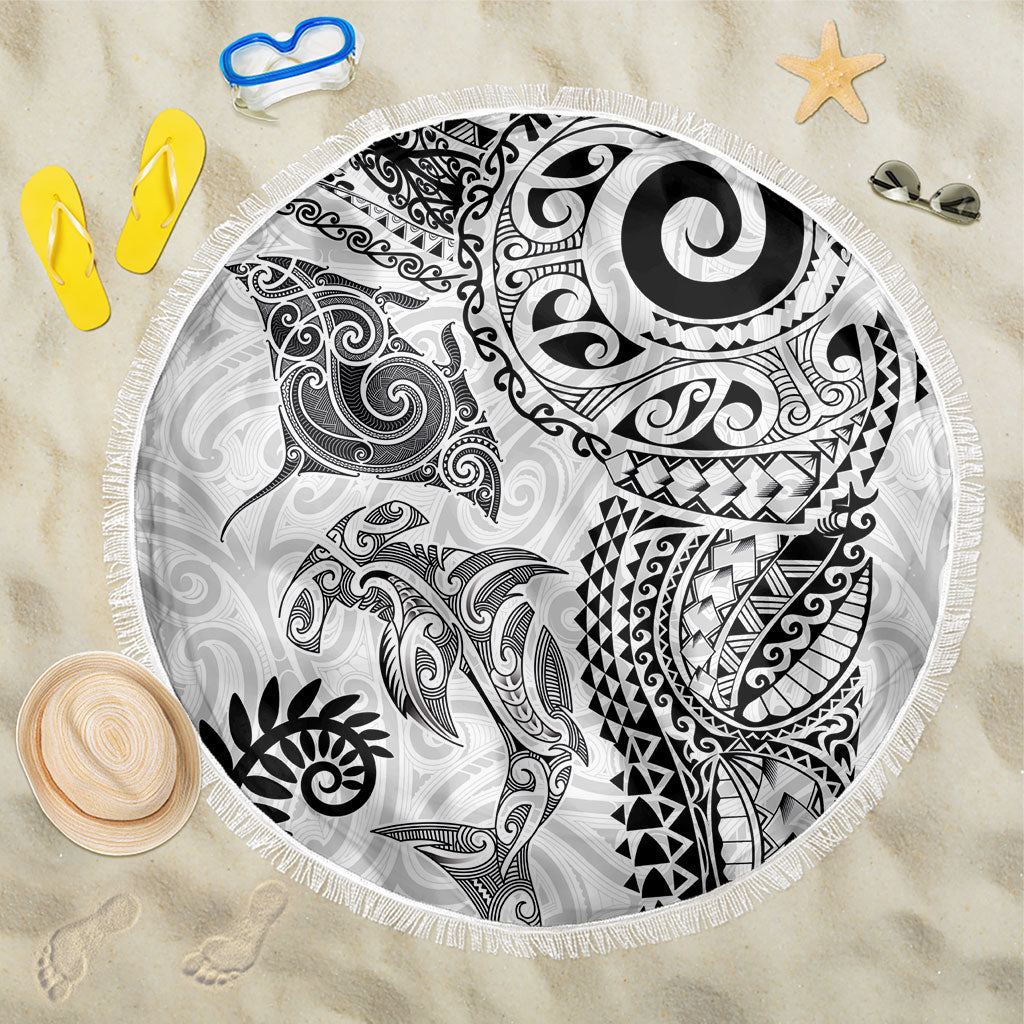 Aotearoa Maori Sea Animals Tribal Beach Blanket Manta Ray and Shark Moko Pattern White Color LT03 One Size 150cm White - Polynesian Pride