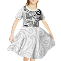 Aotearoa Maori Sea Animals Tribal Kid Short Sleeve Dress Manta Ray and Shark Moko Pattern White Color