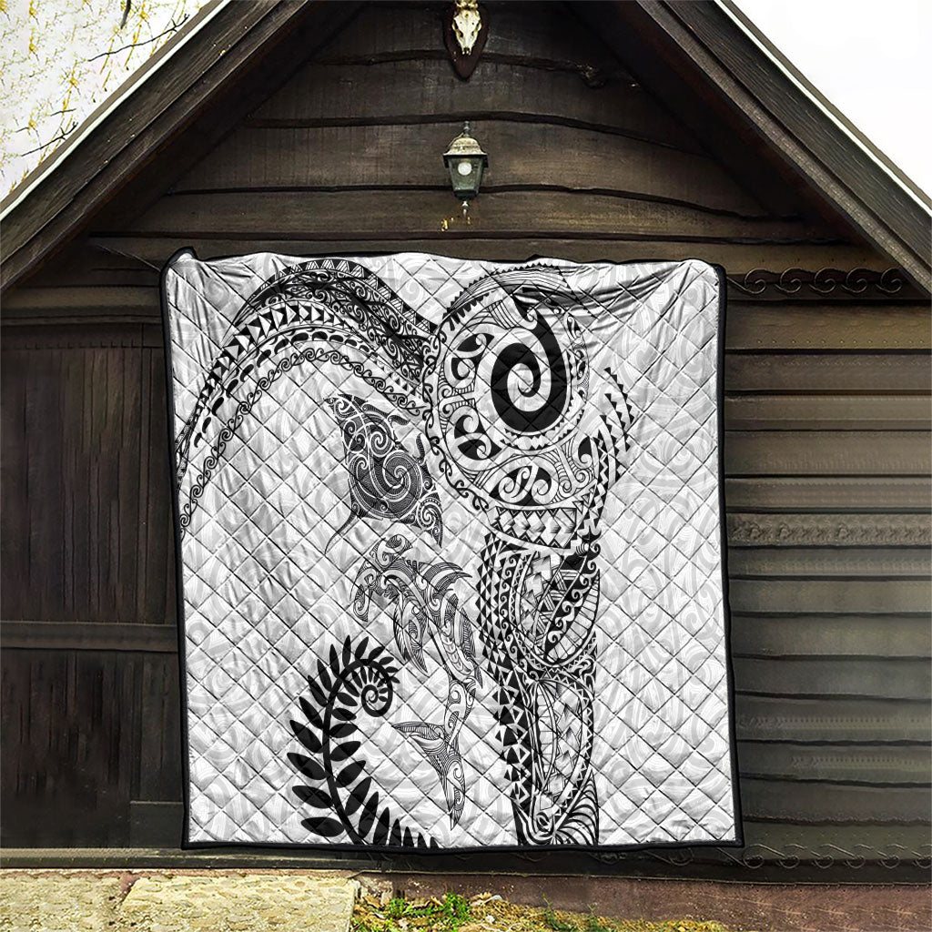 Aotearoa Maori Sea Animals Tribal Quilt Manta Ray and Shark Moko Pattern White Color