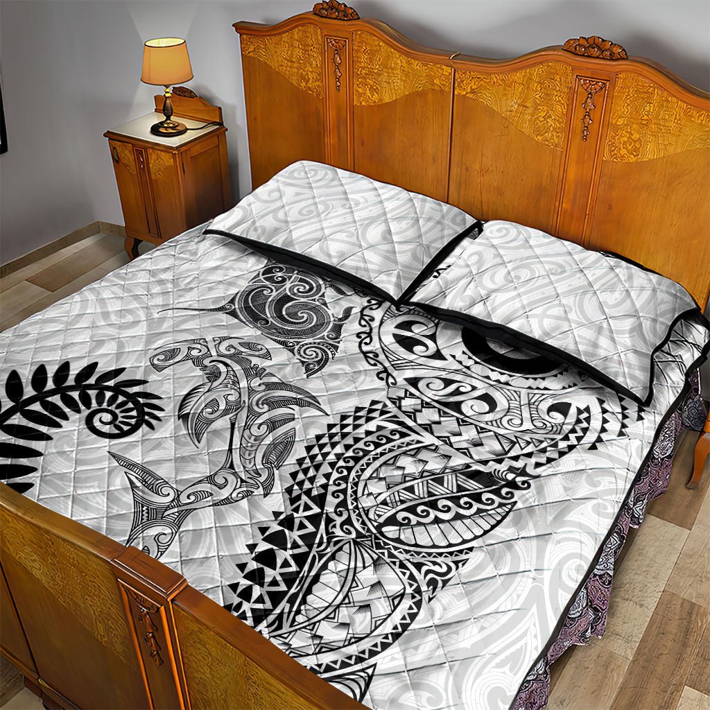 Aotearoa Maori Sea Animals Tribal Quilt Bed Set Manta Ray and Shark Moko Pattern White Color LT03 - Polynesian Pride