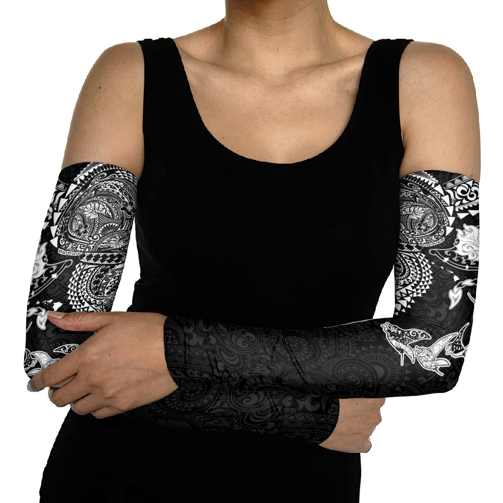 Hawaiian Manta Ray Tribal Arm Sleeves Polynesian Art Motifs Black Color LT03 - Polynesian Pride