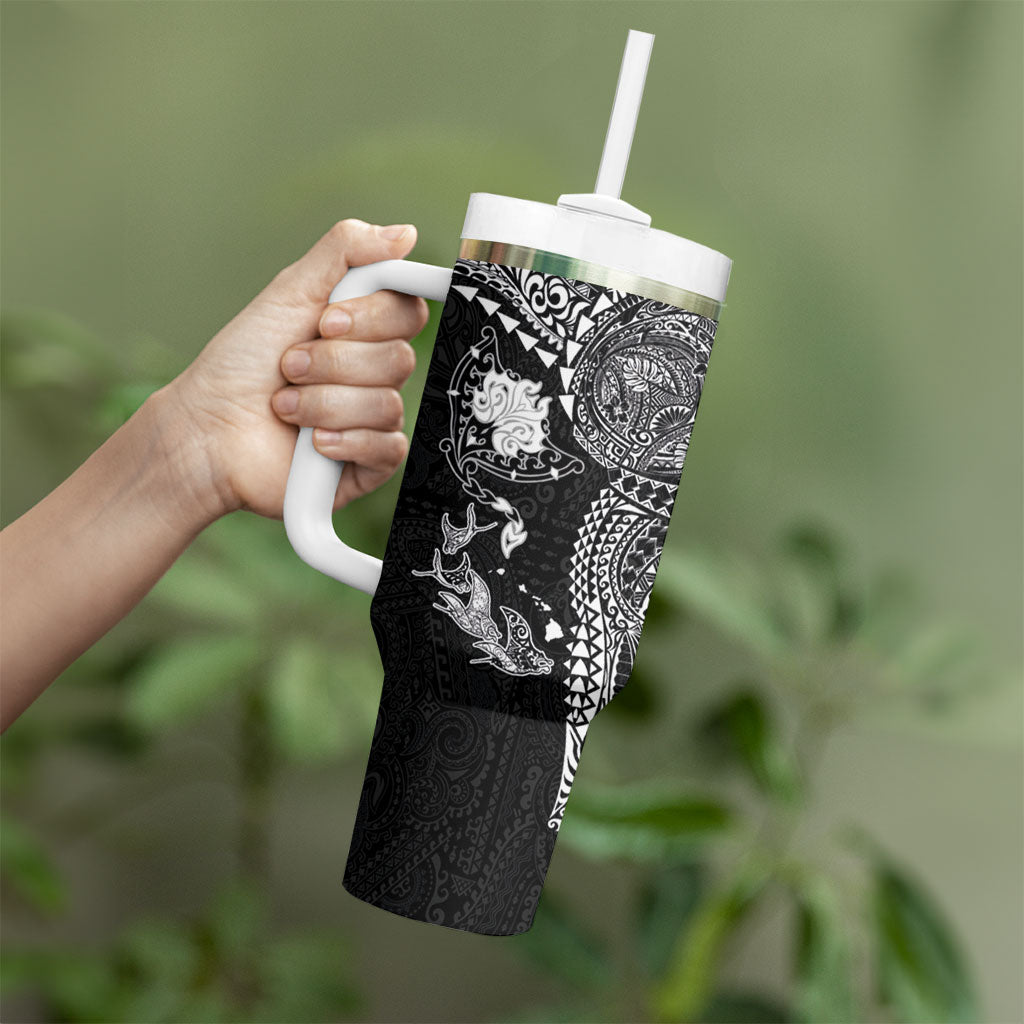 Hawaiian Manta Ray Tribal Tumbler With Handle Polynesian Art Motifs Black Color LT03 - Polynesian Pride
