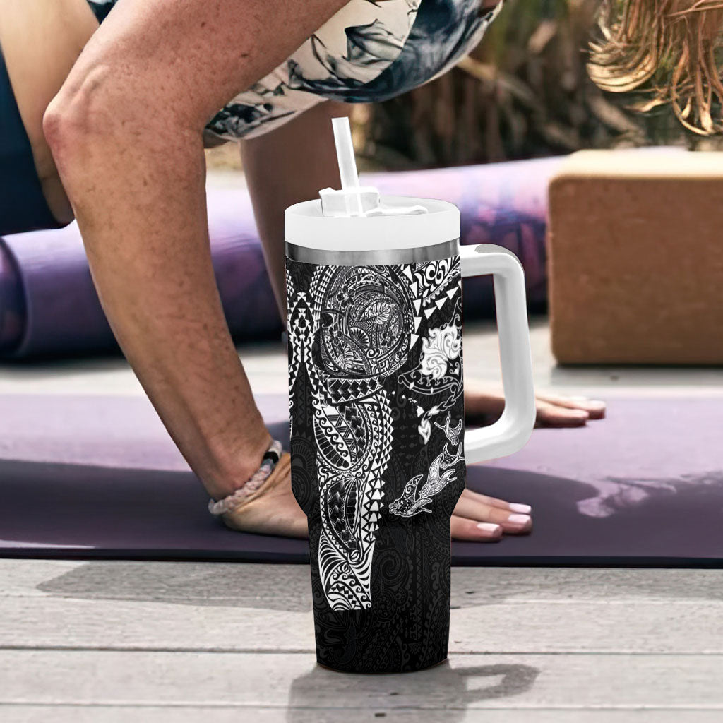 Hawaiian Manta Ray Tribal Tumbler With Handle Polynesian Art Motifs Black Color LT03 - Polynesian Pride
