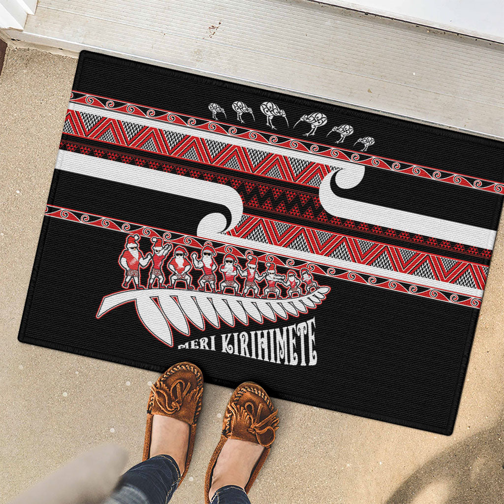 New Zealand Christmas Rubber Doormat Funny Santa Claus Haka Dance with Tukutuku LT03 - Polynesian Pride
