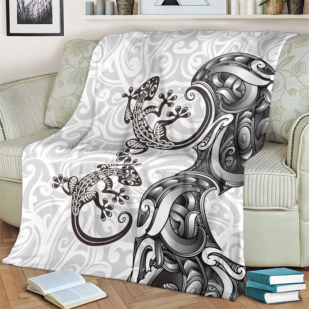 New Zealand Gecko Maori Art Tattoo Blanket White Color LT03 - Polynesian Pride