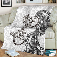 New Zealand Gecko Maori Art Tattoo Blanket White Color LT03 - Polynesian Pride