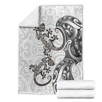 New Zealand Gecko Maori Art Tattoo Blanket White Color LT03 - Polynesian Pride