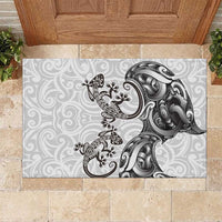 New Zealand Gecko Maori Art Tattoo Rubber Doormat White Color LT03 White - Polynesian Pride