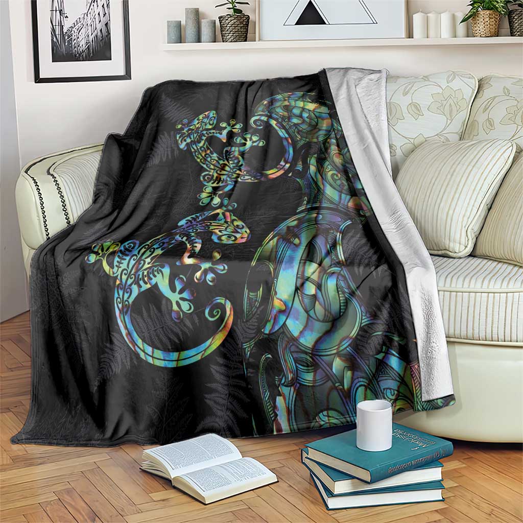 New Zealand Gecko Maori Art Tattoo Blanket Silver Fern and Paua Shell Mode LT03 Black - Polynesian Pride