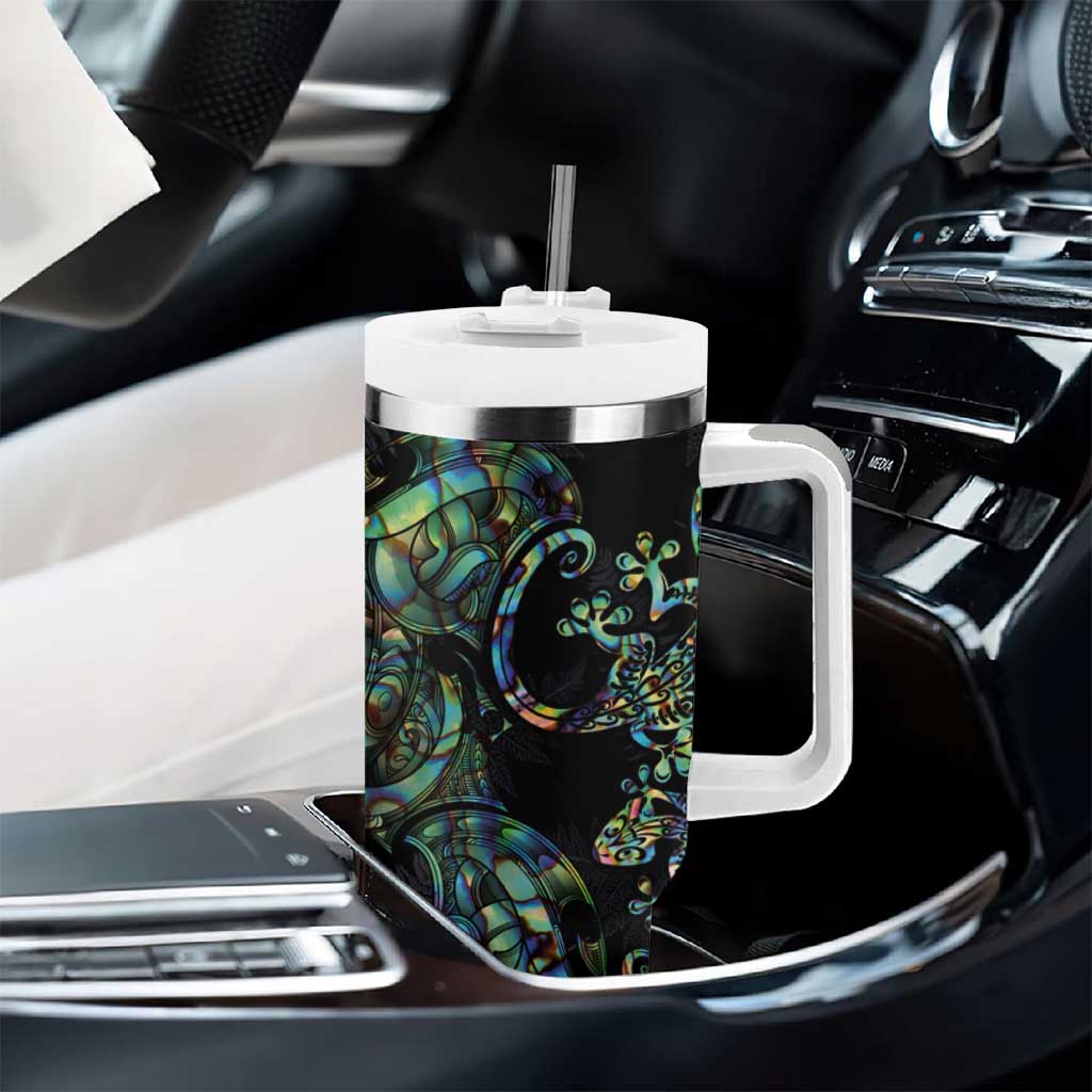 New Zealand Gecko Maori Art Tattoo Tumbler With Handle Paua Shell Mode with Silver Fern Pattern LT03 - Polynesian Pride