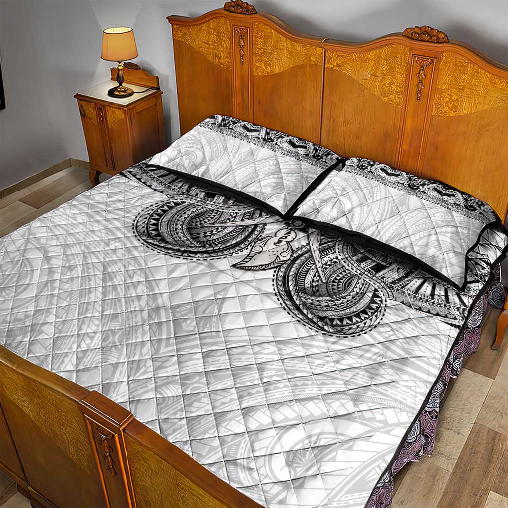 Samoan Traditional Art Tattoos Quilt Bed Set Tatau Tribal Motifs with Ula Nifo White - Polynesian Pride