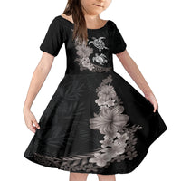Hawaiian Flower and Tribal Turtle Family Matching Off Shoulder Maxi Dress and Hawaiian Shirt Grayscale Mode LT03 Daughter's Dress Black - Polynesian Pride