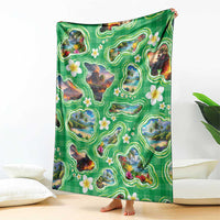 Hawaii Map with Plumeria Flower and Palaka Pattern Blanket Tropical Island Green Design LT03 - Polynesian Pride
